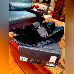 D2 dress velvet shoes